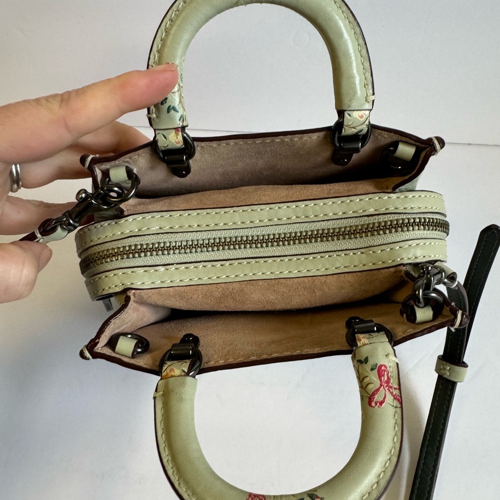 Coach Rogue 17 Bag 1941 With Floral Bow Print Light Green‎ Pink Mini Crossbody - Picture 9 of 15